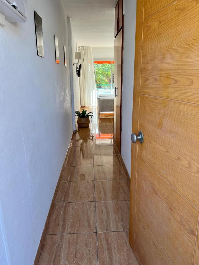 Comodoro Cristianos Beach Vivienda Vacacional Διαμέρισμα Los Cristianos  Εξωτερικό φωτογραφία